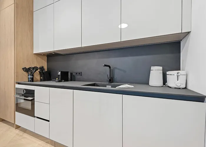 Living No 5 By Gt7 *